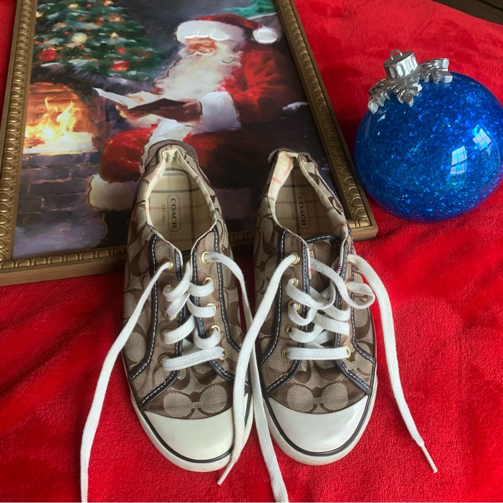 Y2K Coach Sneakers Size 7.5 Women’s' Tan and White Vintage Coach Sneakers